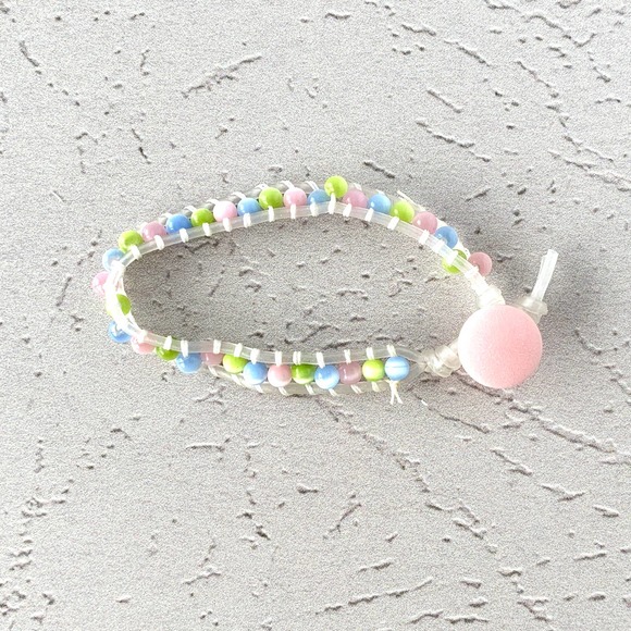 Pastel Multicolor Cat's Eye Single Wrap Bracelet Pink Button - Picture 3 of 3